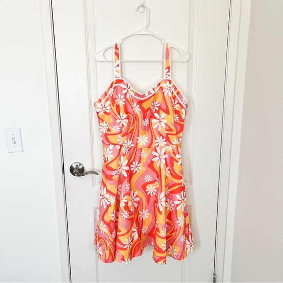 NWOT Unique Vintage Yellow Psychedelic Sweetheart Flare Dress - Picture 7 of 7